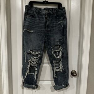 American Eagle Tomgirl jeans! 🌟